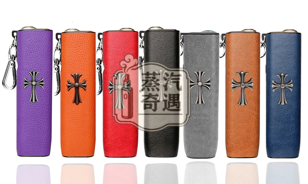 【7色現貨】IQOS ILUMA ONE保護套 防摔免拆充隨手拎 哥德風十字造型金屬感設計 適用4.0 / 6 / 7 代圓形按鈕一體機｜PU質感｜附鑰匙扣